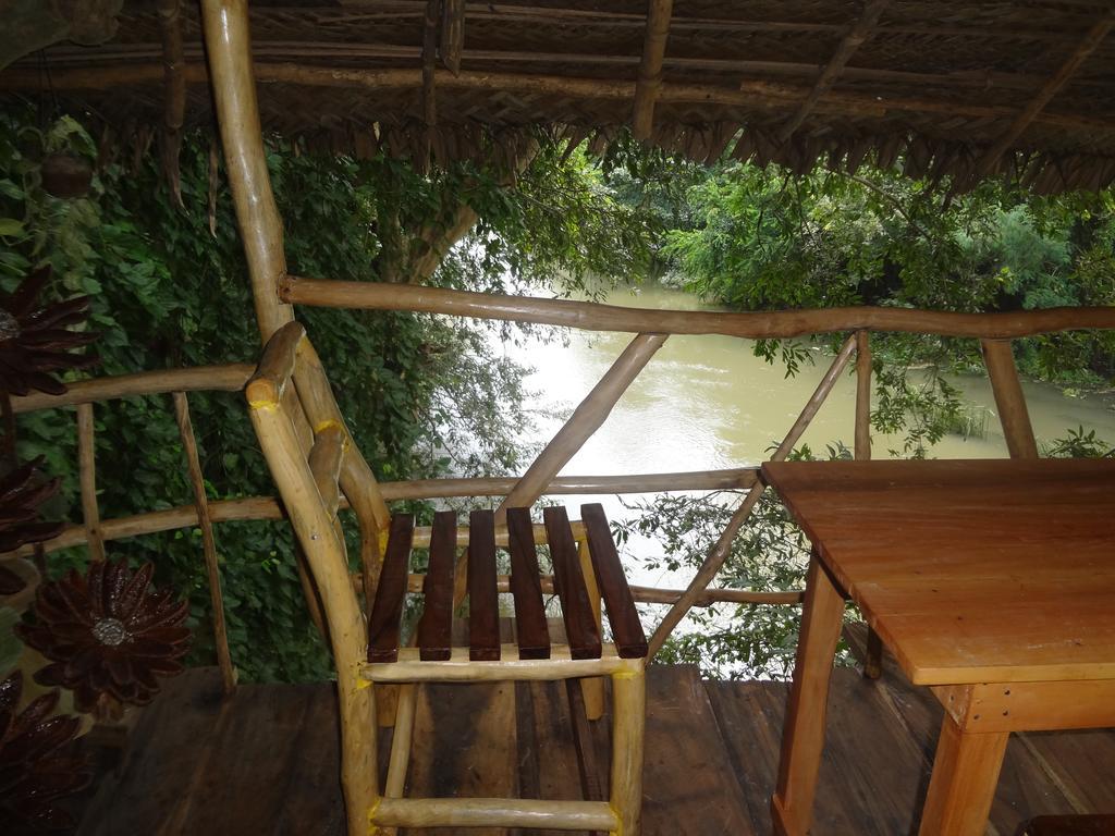 Вилла Kumbuk Tree House Тиссамахарама Номер фото